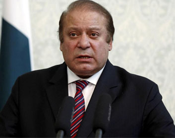 Pakistan Prime Minister Nawaz Sharif resigns after Supreme Court disqualifies him over corruption charges