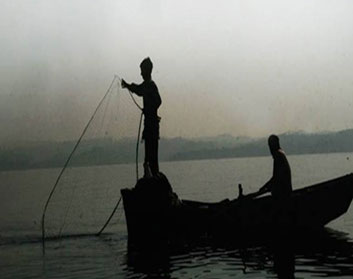 Sri Lankan Navy Apprehends Eight Tamil Nadu Fishermen