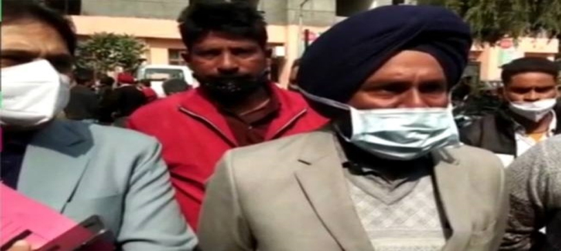 pathankot-thief-absconded-by-snatching